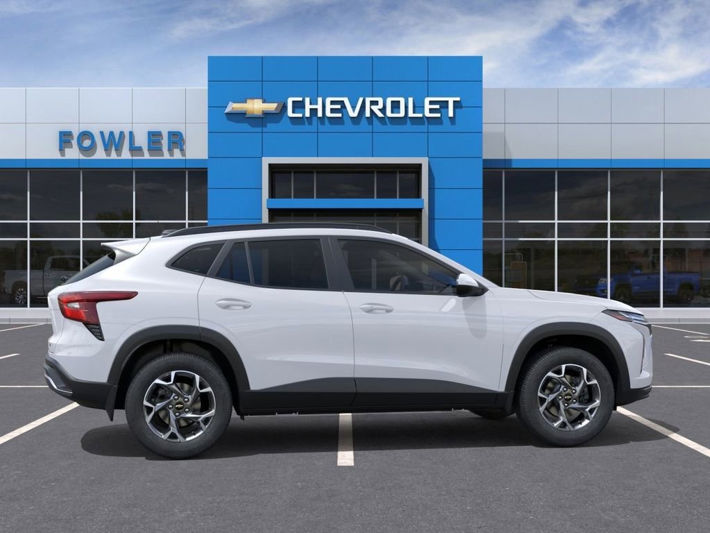 2026 Chevrolet Trax LT - Photo 5