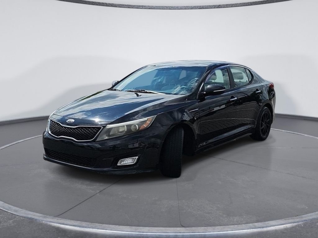 Used 2015 Black Kia LX image 7