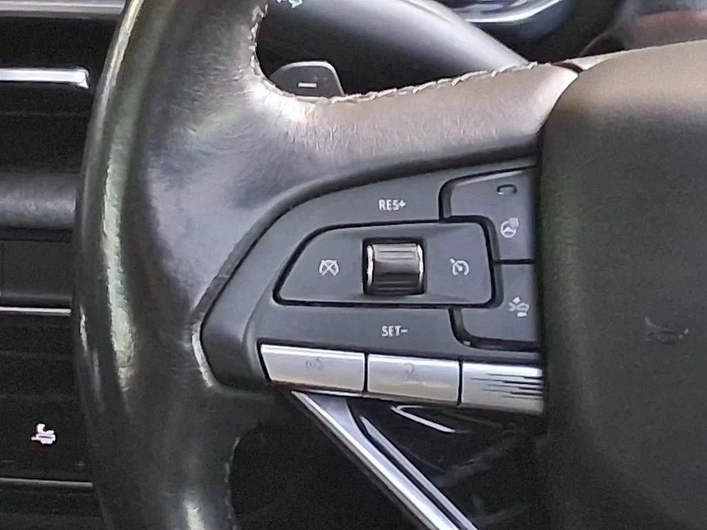 Used 2021 BLACK RAVEN Cadillac Sport image 11