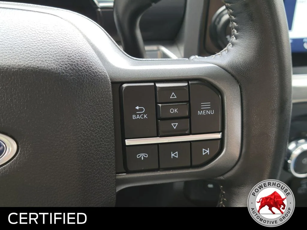 Used 2022 White Ford Lariat image 29
