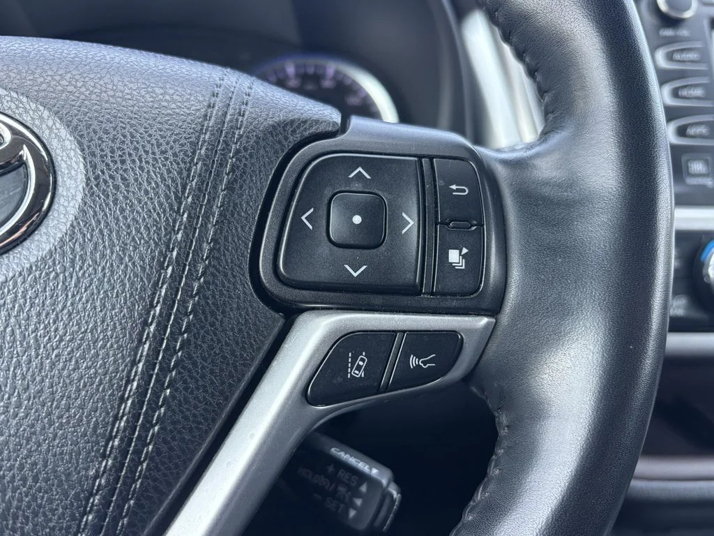 Used 2019 Silver Toyota Limited Platinum image 26