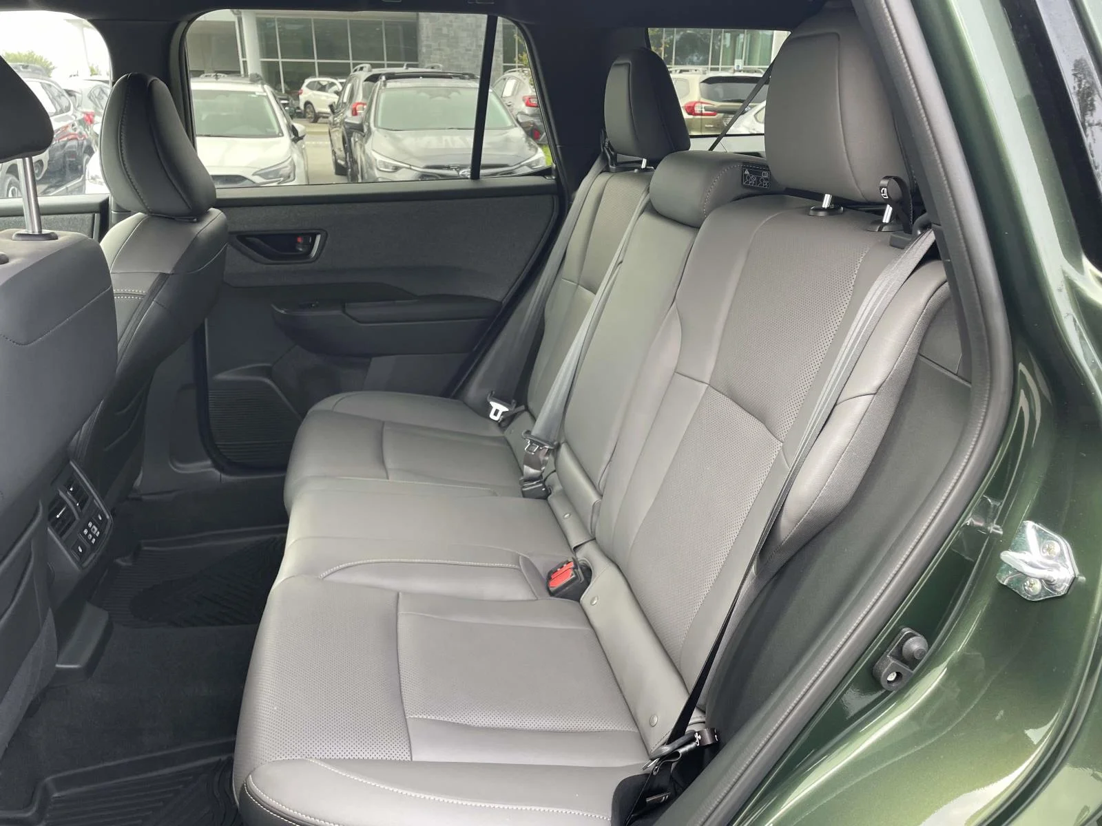 Used 2026 Deep Emerald Green Pearl Subaru Limited image 3