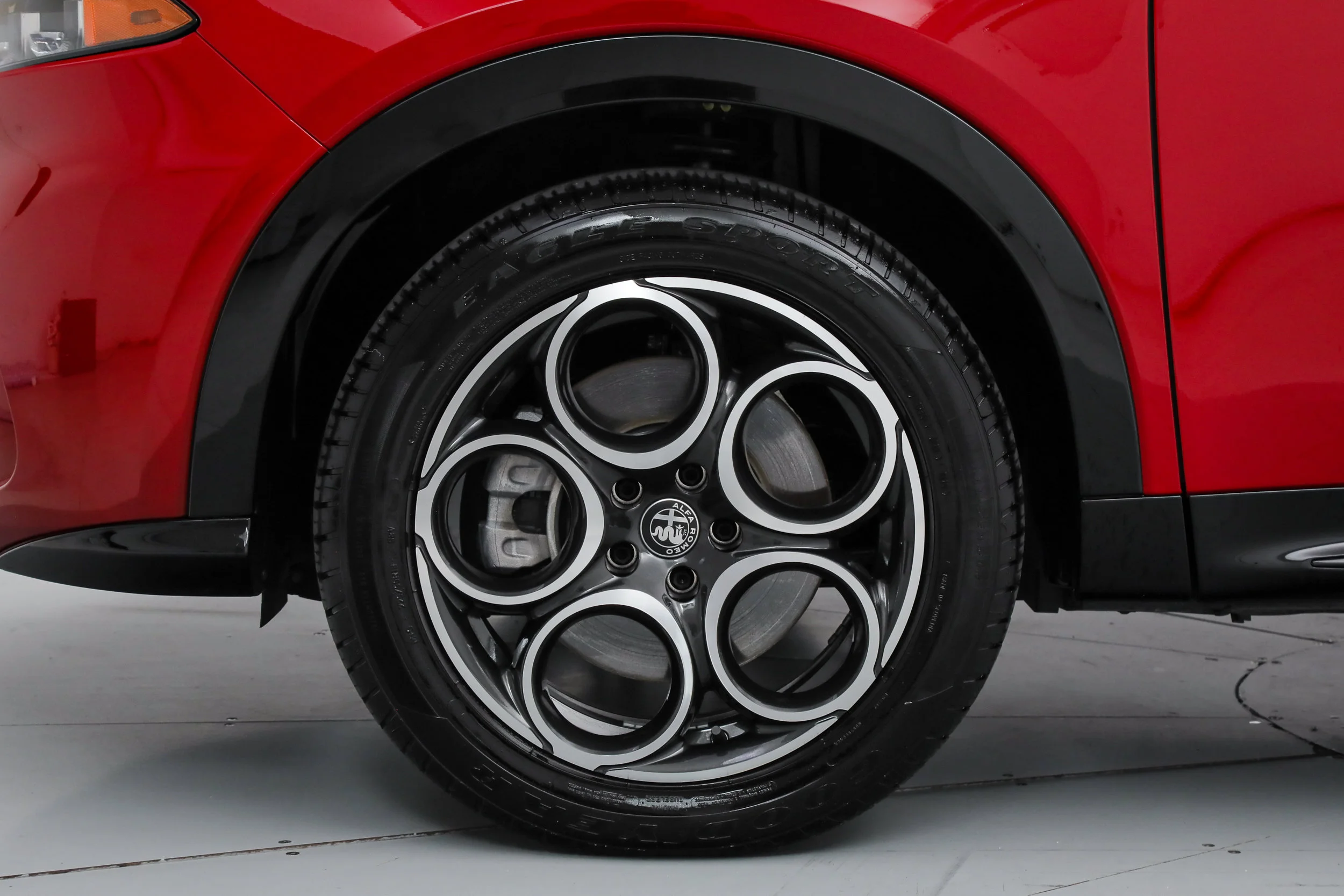 2025 Alfa Romeo Tonale Base - Photo 19