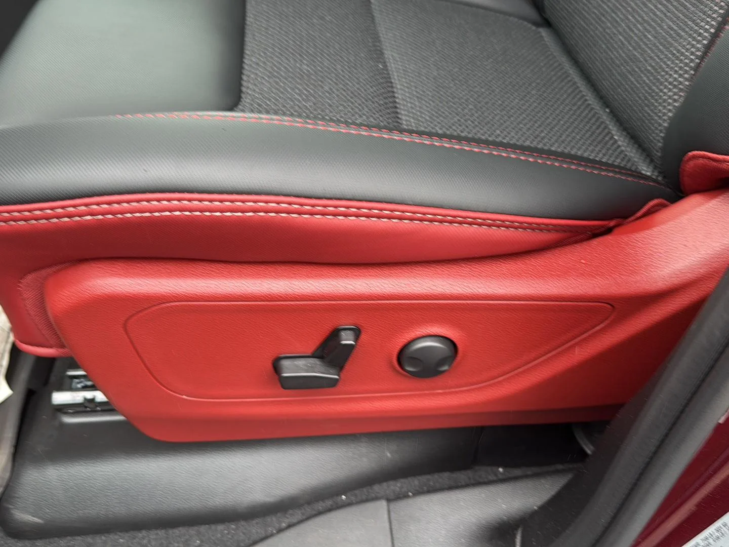 Used 2025 Delmonico Red Pearlcoat Ram Rebel image 15