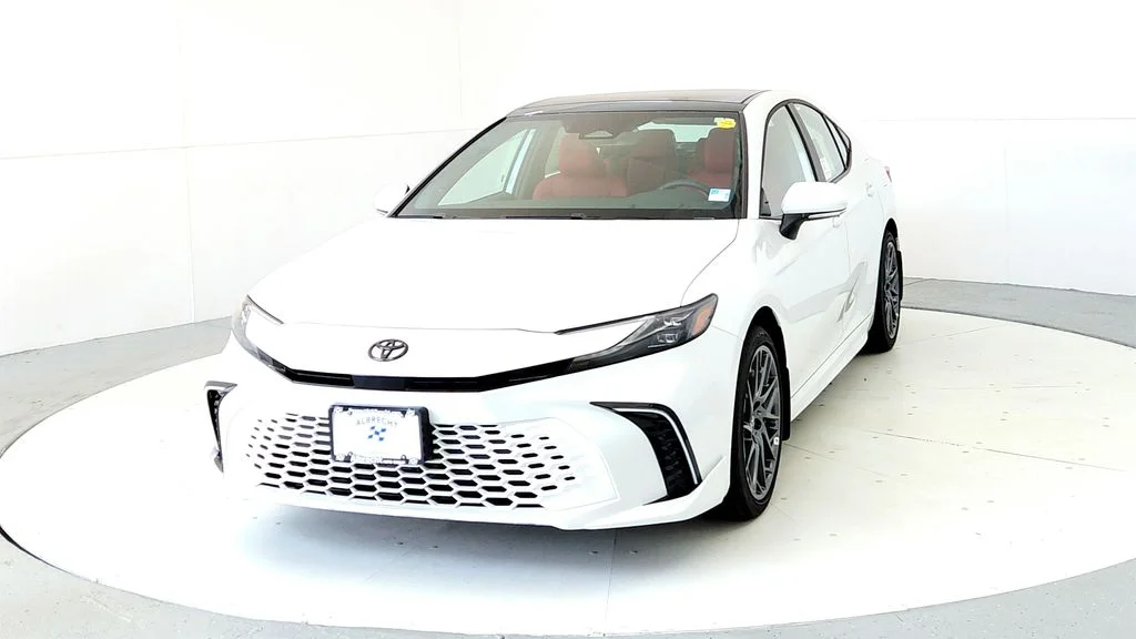 New 2026 Wind Chill Pearl Toyota XSE image 2