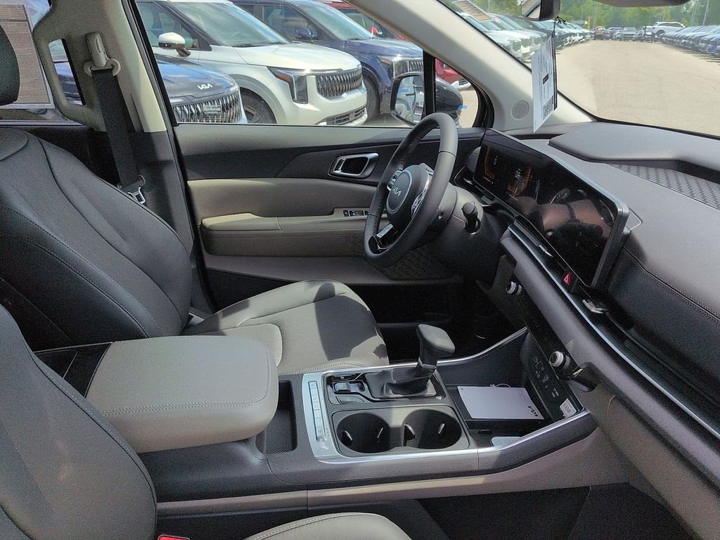New 2026 Aurora Black Pearl Kia EX image 7