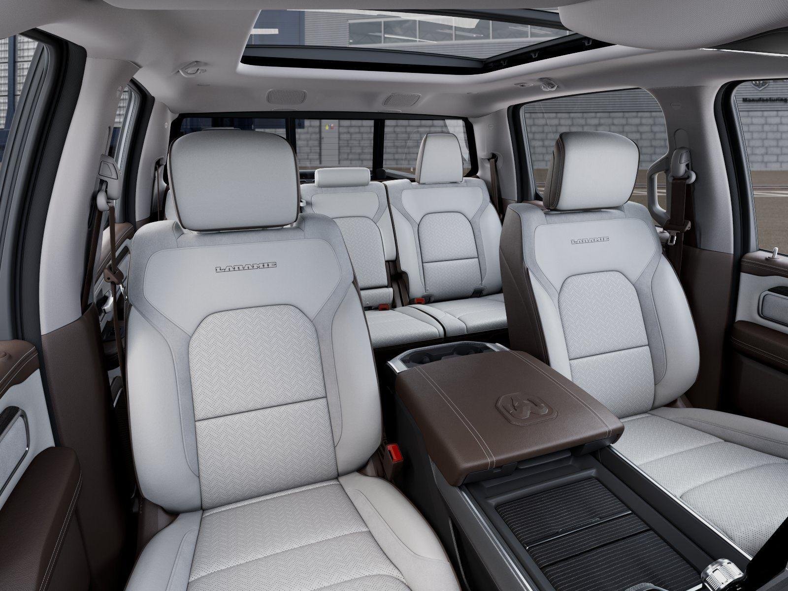 New 2026 Diamond Black Crystal Pearl-Coat Exterior Paint RAM Laramie image 9