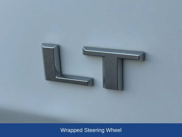Used 2025 White Chevrolet LT image 34