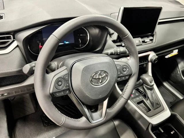 Certified Used 2025 MAGNETIC GRAY MET. Toyota  image 16