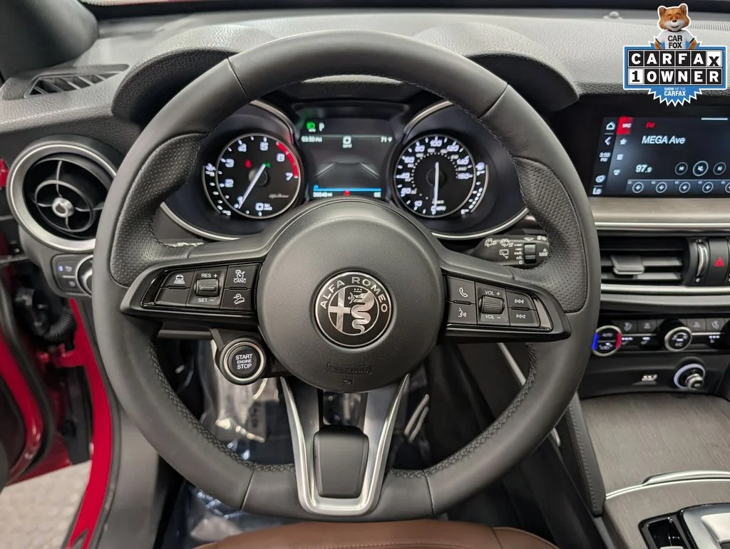 Used 2023  Alfa Romeo Ti image 20
