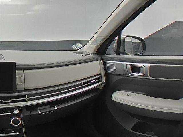 New 2027 Gray Hyundai SEL FWD image 35