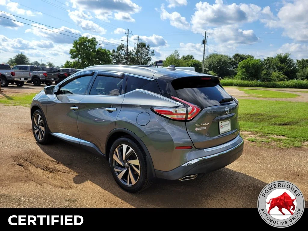 Used 2018 Gray Nissan Platinum image 4