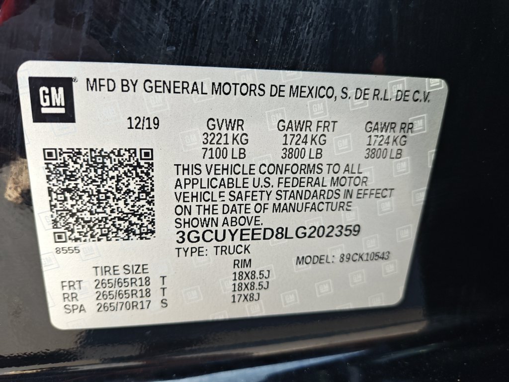 Used 2020 Black Chevrolet RST image 26