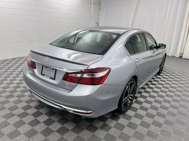 Used 2017 Silver Honda Sport Special Edition image 5