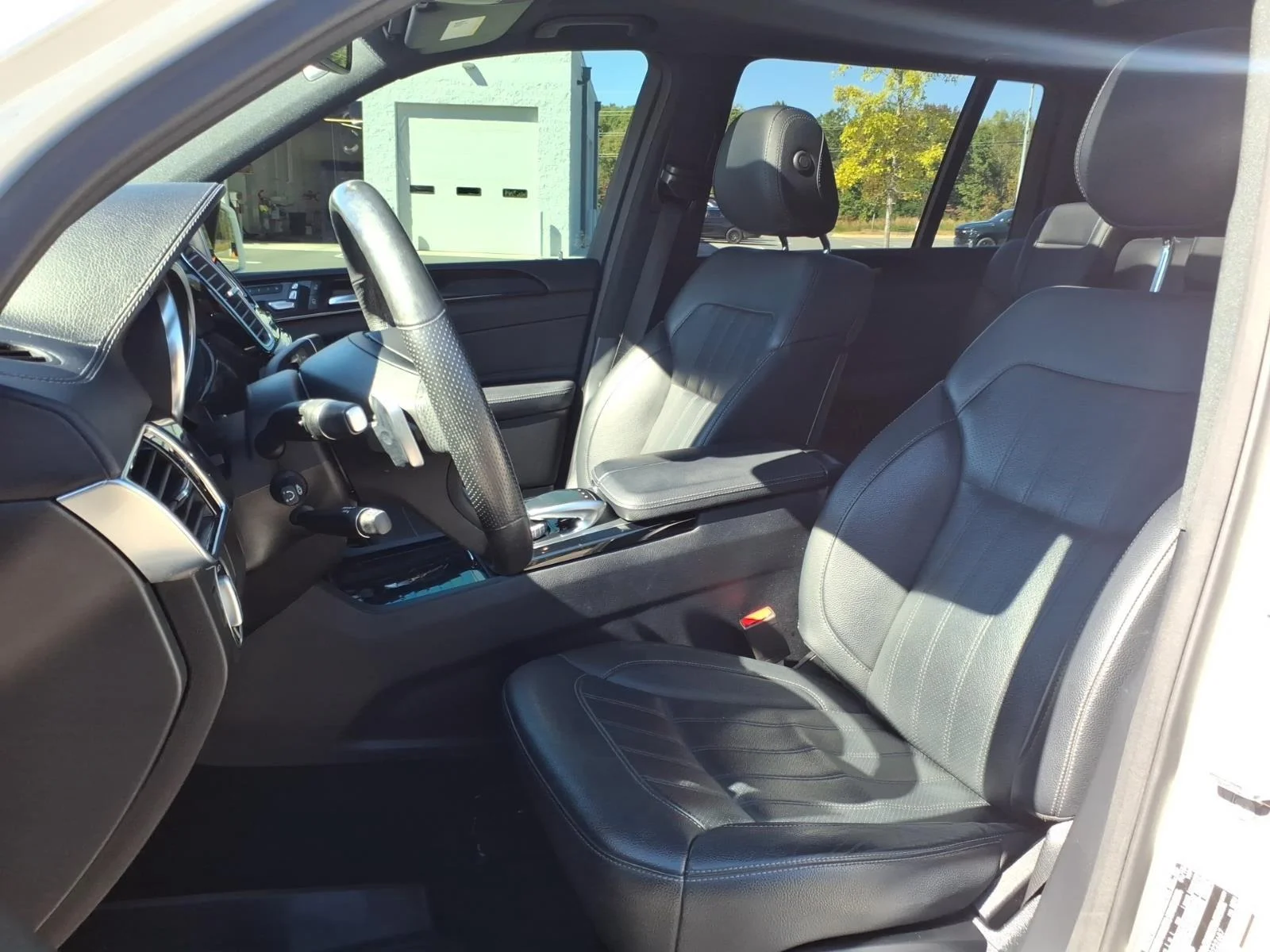 Used 2019 Polar White Mercedes-Benz GLS 450 image 21