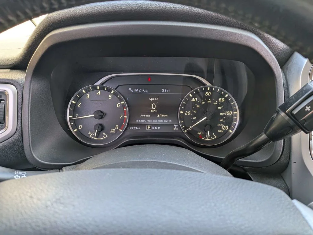Used 2021 Blue Nissan SV image 24