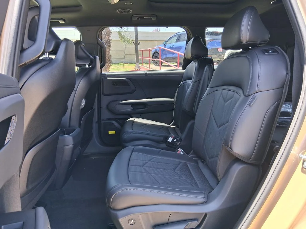 New 2027 Brown Kia X-Pro SX image 18