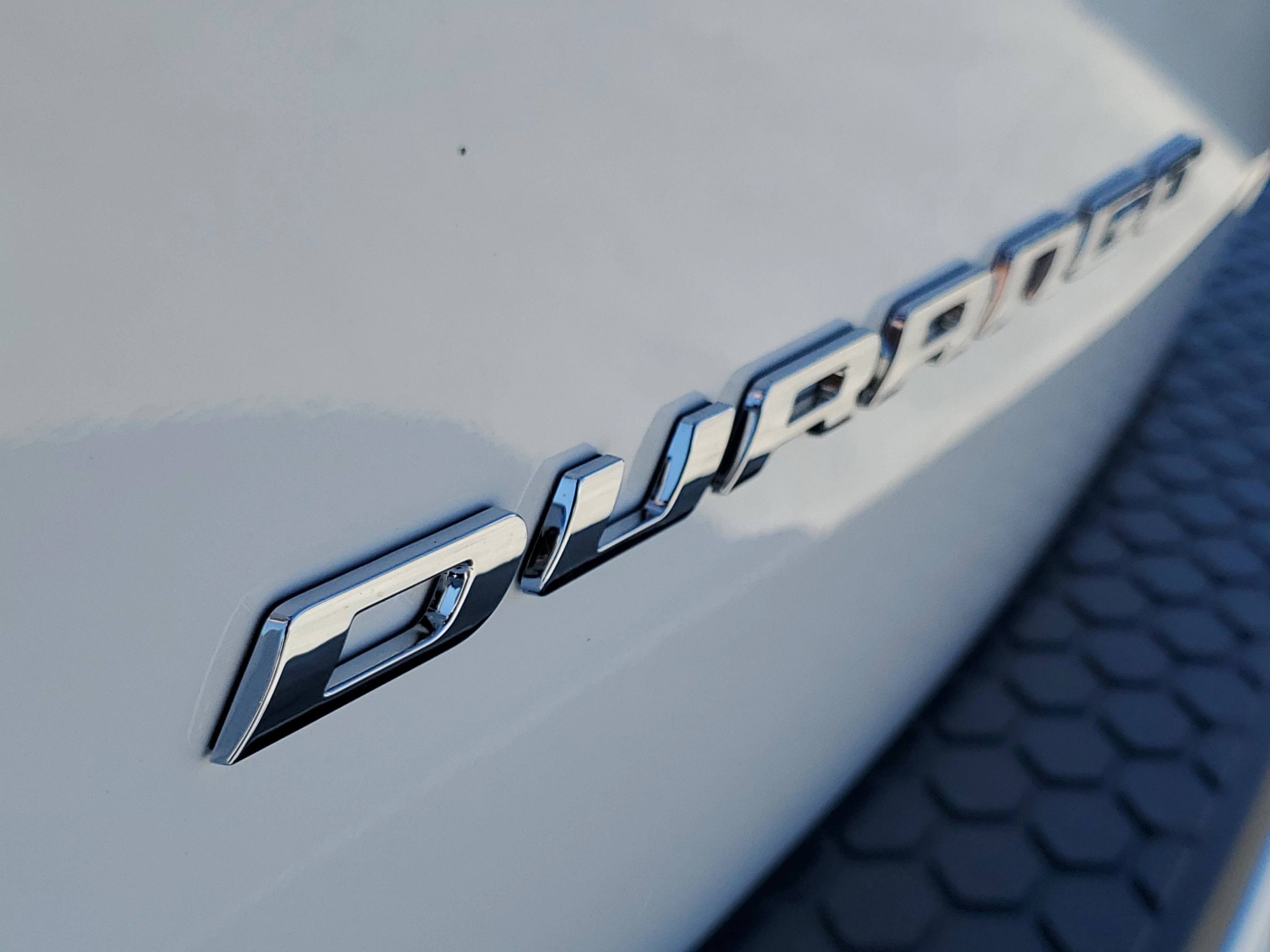 New 2026 White Knuckle Clear-Coat Exterior Paint Dodge GT image 4