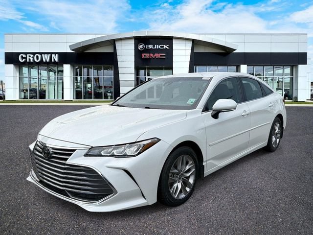 2022 Toyota Avalon XLE