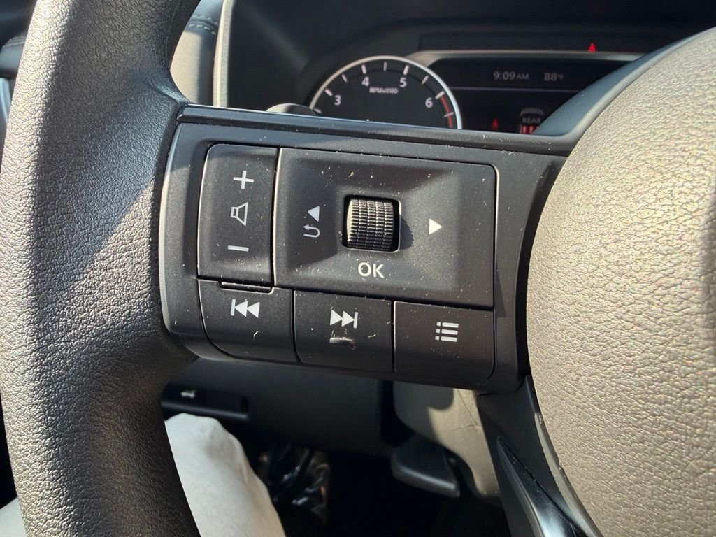 Used 2024 Silver Nissan SV image 18
