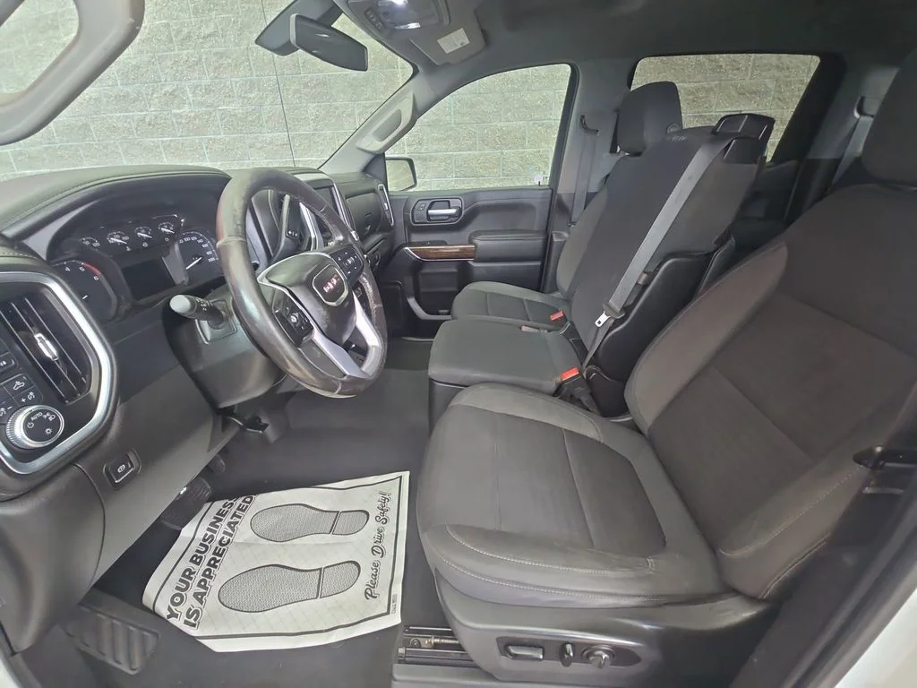 Used 2021 White GMC Elevation image 24