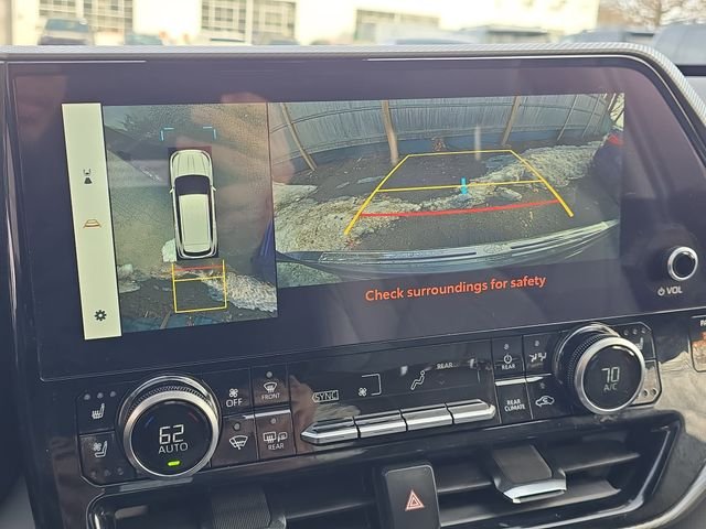 Used 2024 Gray Toyota Platinum image 23