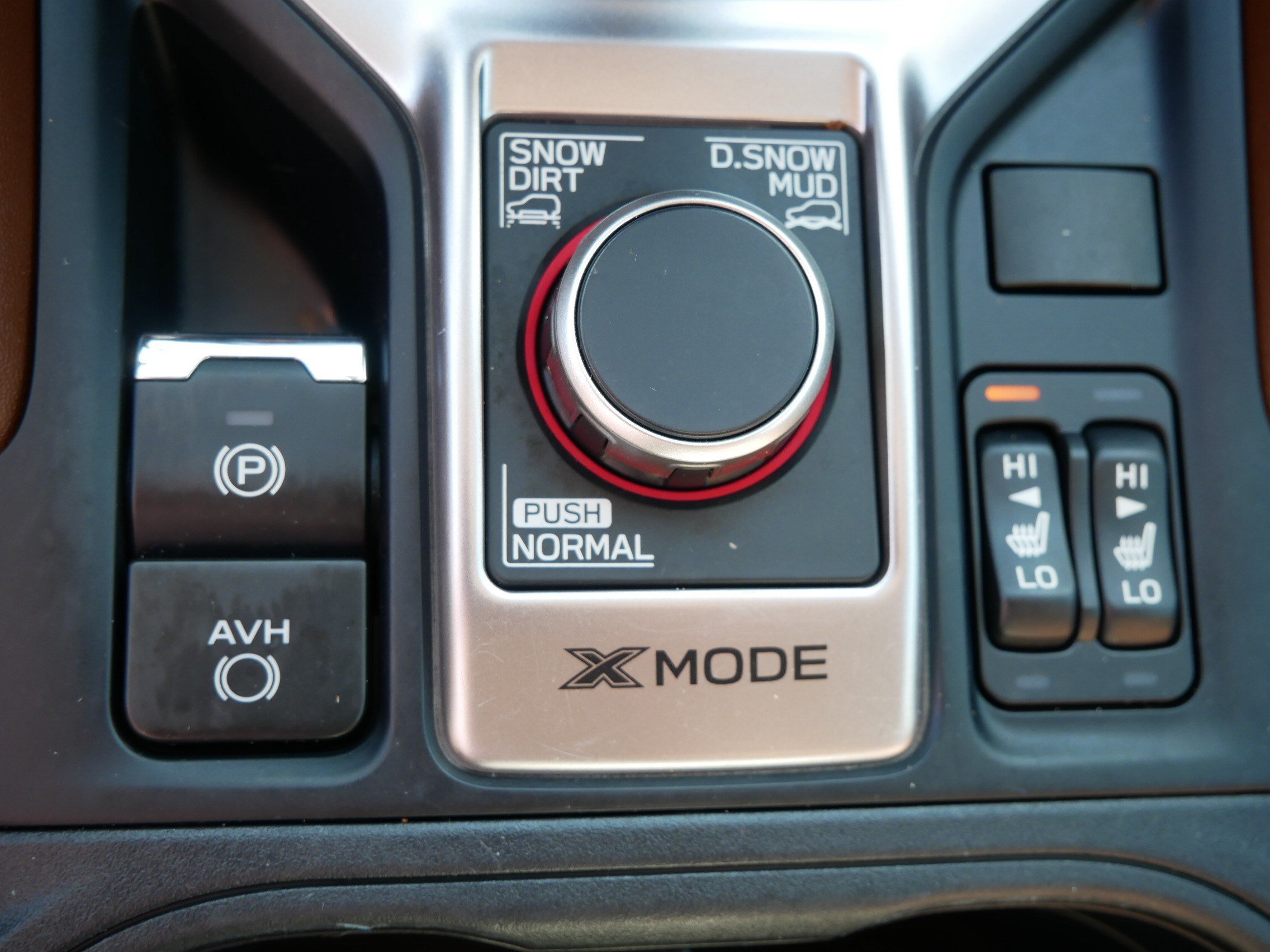 Certified Used 2024 Crystal White Pearl Subaru Touring image 33