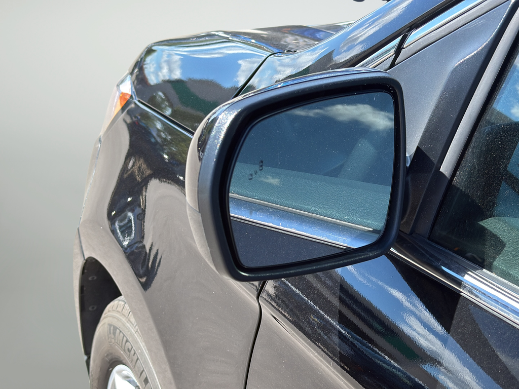 Used 2024 Black Ford SEL image 31