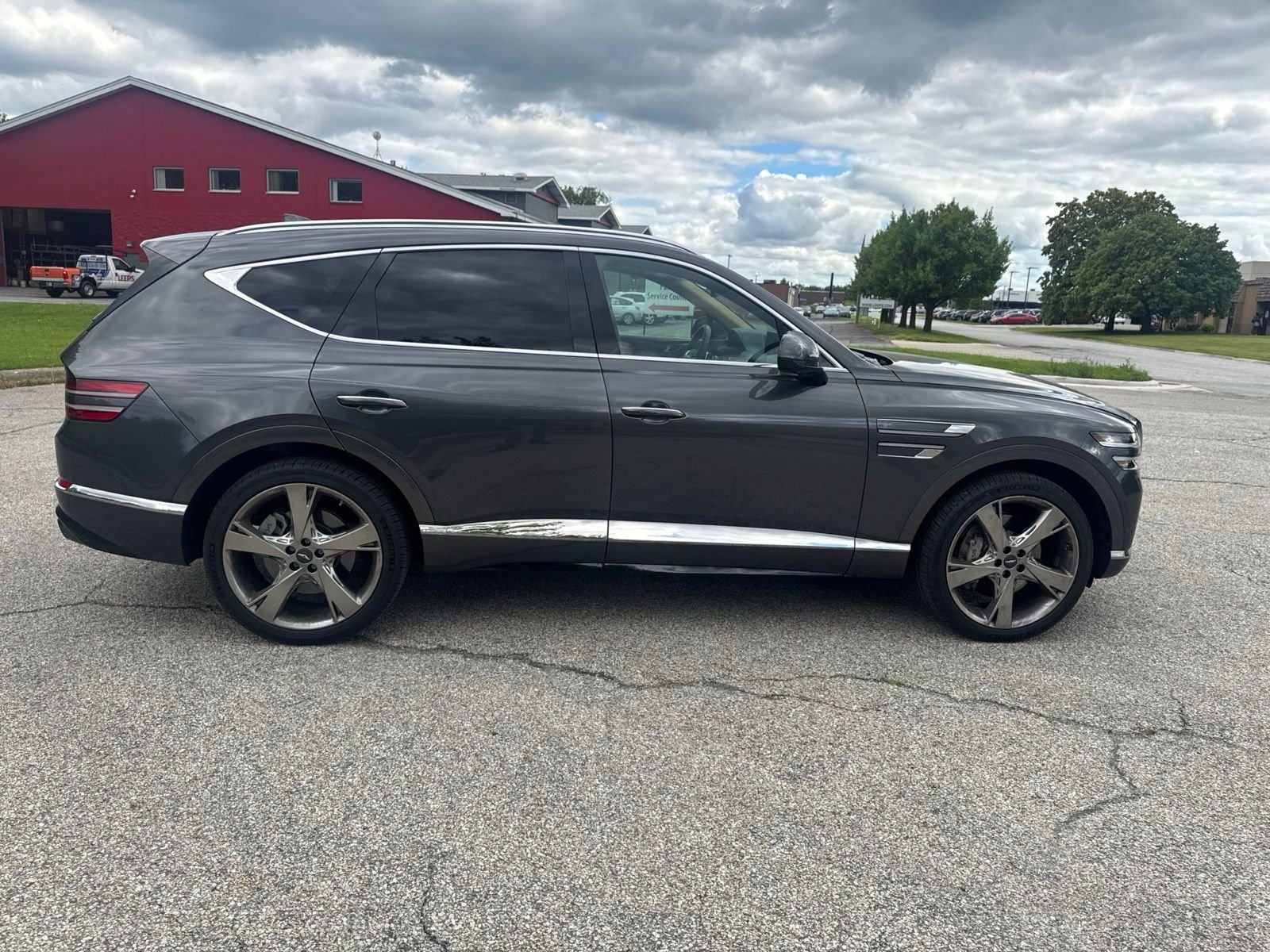 Certified Used 2023 Gray Genesis 2.5T image 6