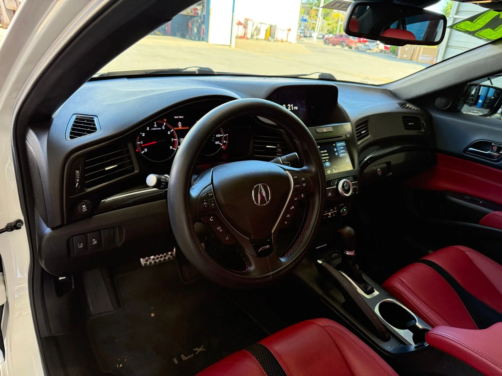 Used 2022 White Acura Premium and A-SPEC Packages image 13