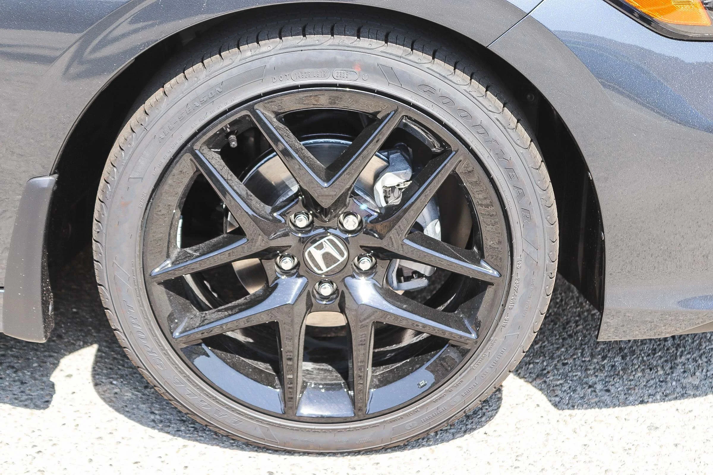 New 2026 Meteorite Gray Metallic Honda Sport image 10
