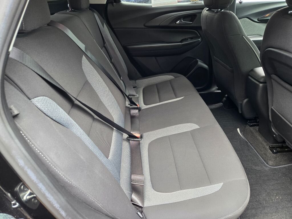 Used 2022 Black Metallic Chevrolet LT image 8