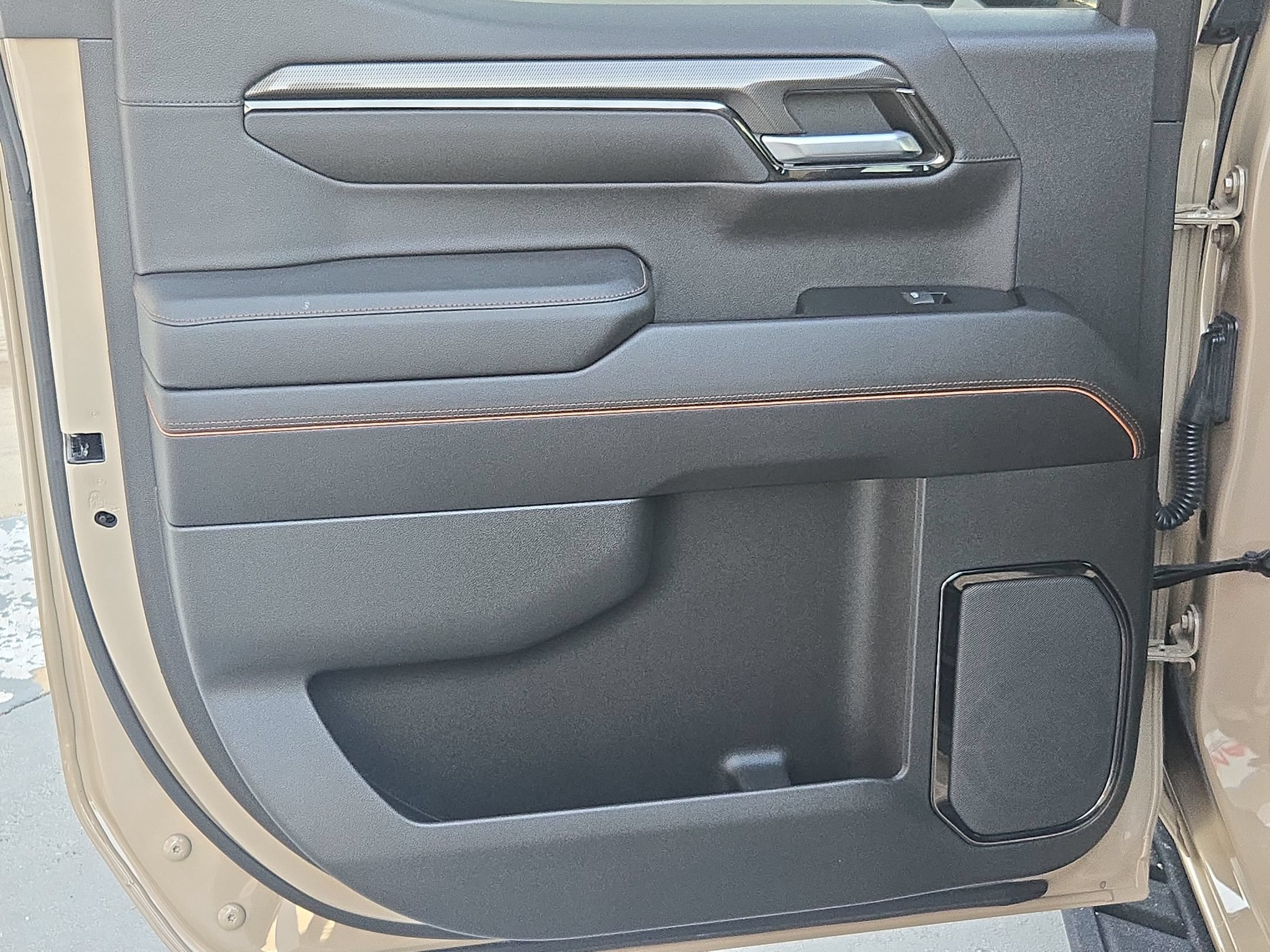 Used 2022 Desert Sand Metallic GMC AT4 image 35