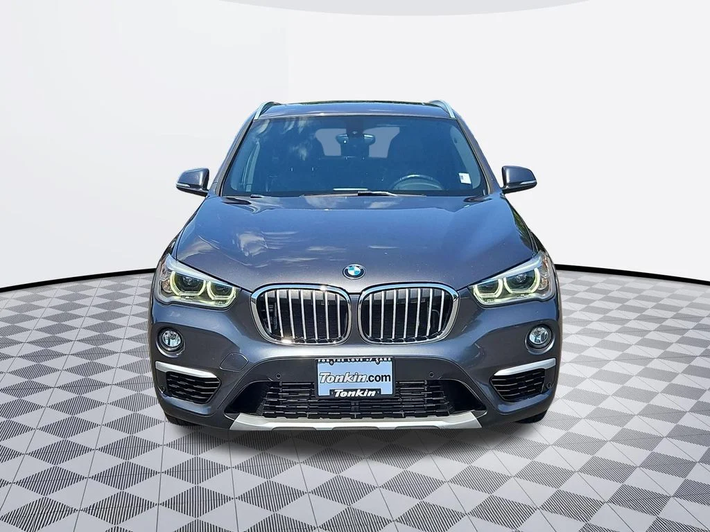 Used 2017 Mineral Gray Metallic BMW xDrive28i image 9