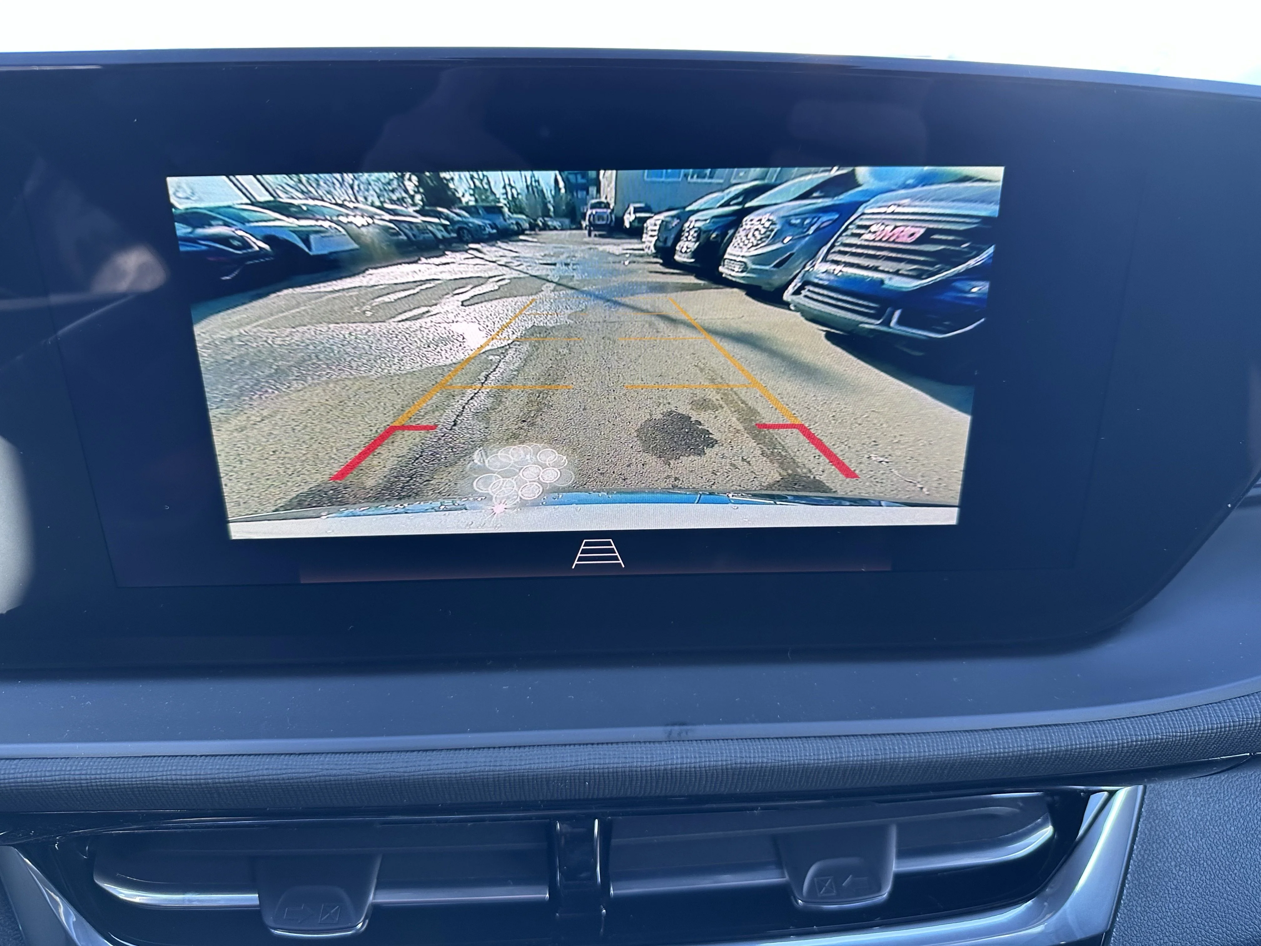 New 2026 White Frost Tricoat Buick Avenir image 15