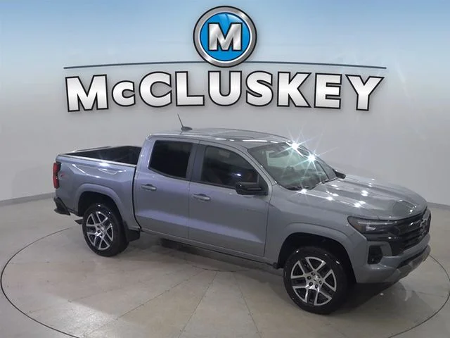 Certified Used 2024 Gray Chevrolet Z71 image 25