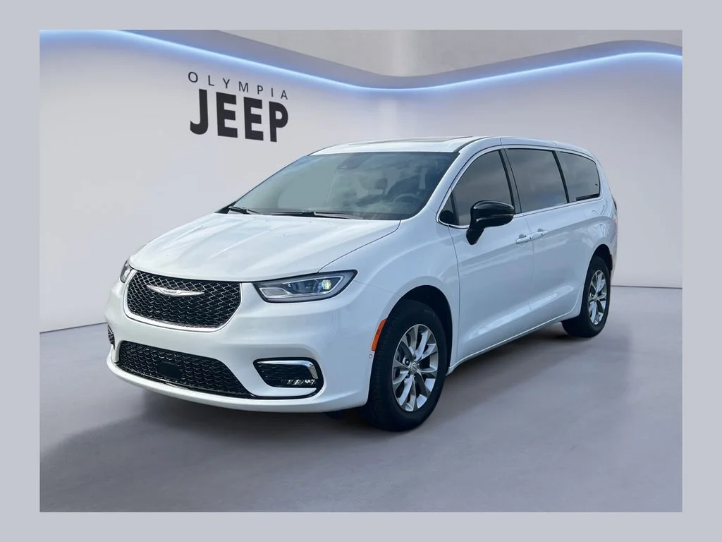 2026 Chrysler Pacifica Select AWD's photo