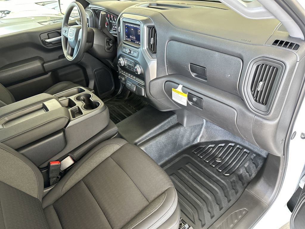 New 2026 Summit White GMC Pro image 35