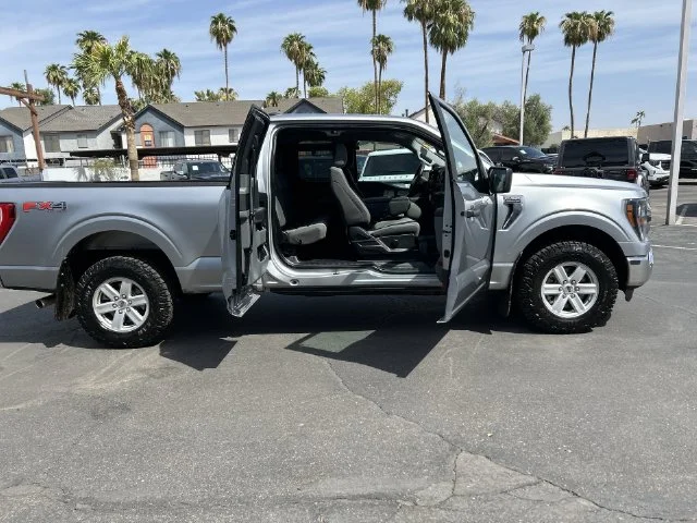 Used 2023 Silver Ford  image 2