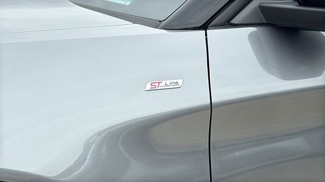 New 2026 Carbonized Gray Metallic Ford ST-Line image 6