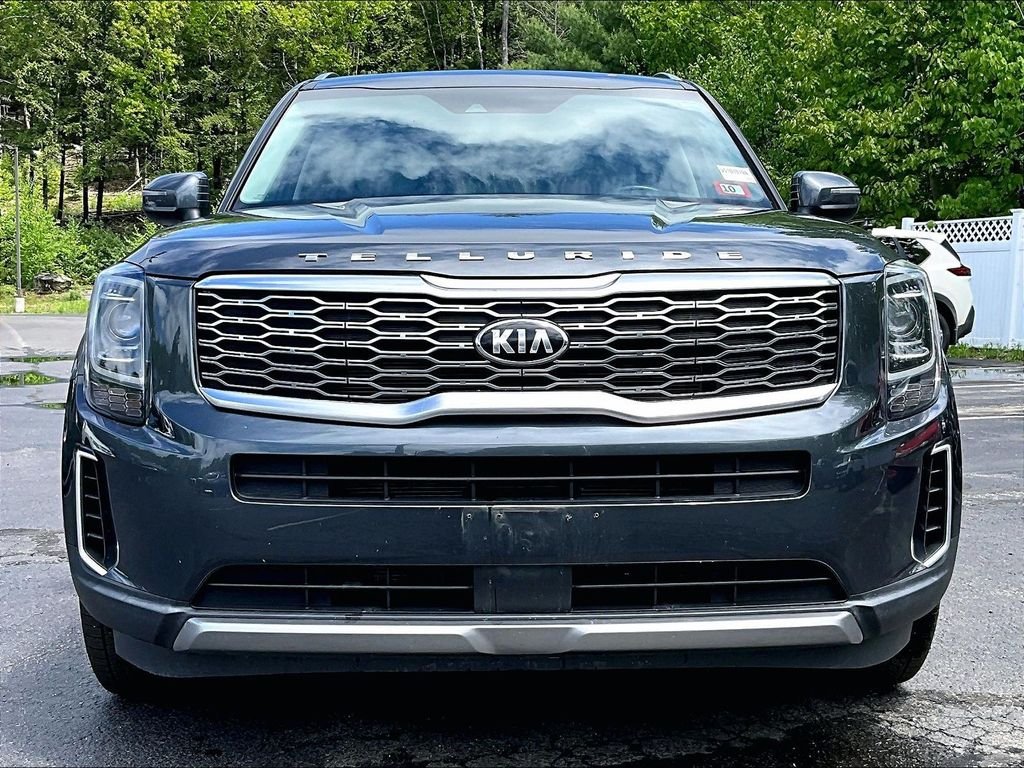 Used 2020 Gray Kia S image 2