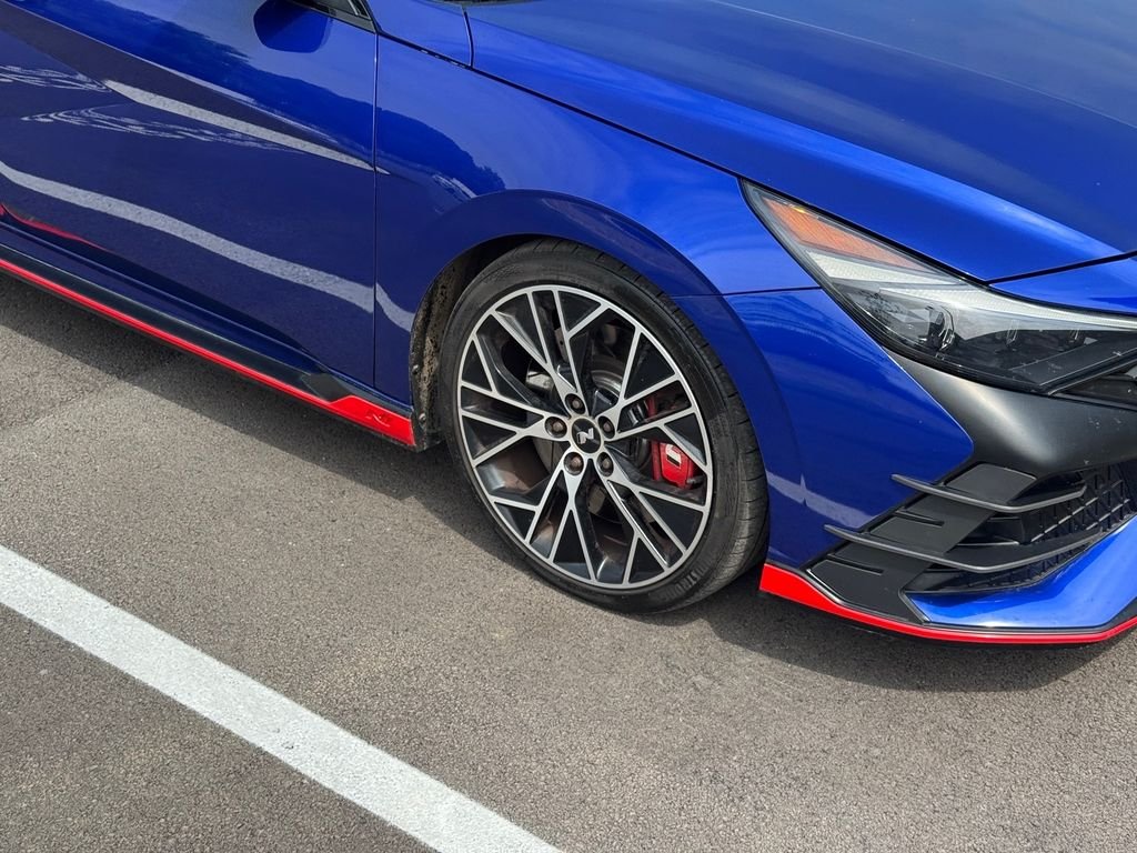 Used 2022 Blue Hyundai Base image 10