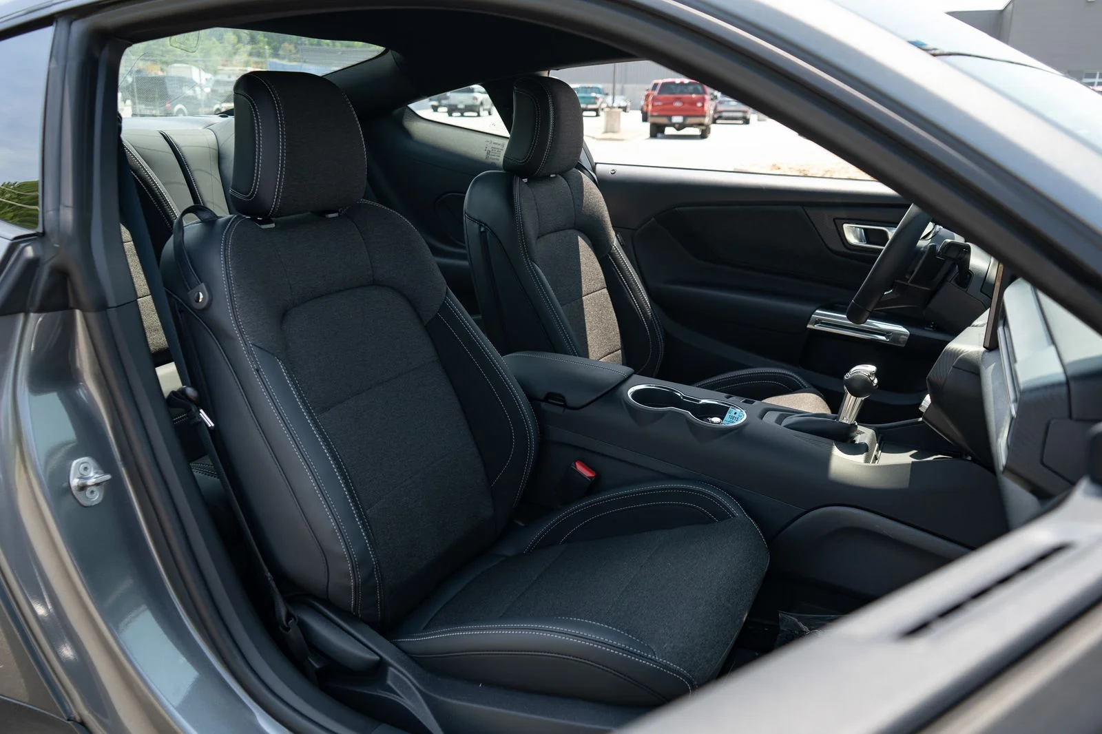 New 2026 Carbonized Gray Metallic Ford GT Fastback image 19