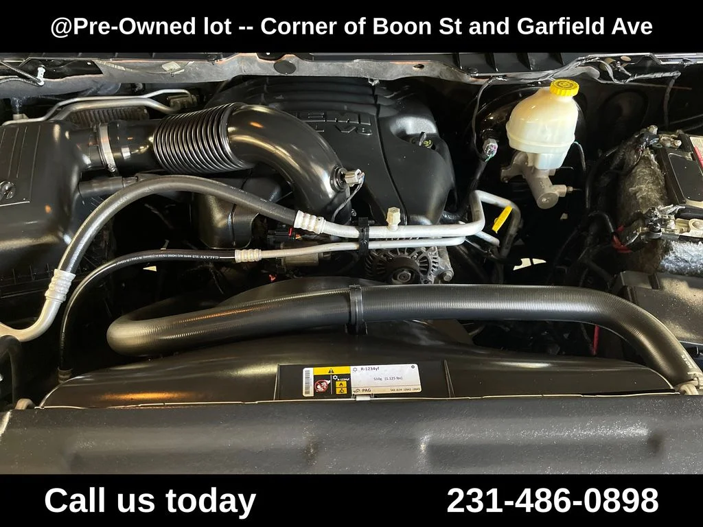 Used 2015 Black Ram Big Horn image 10