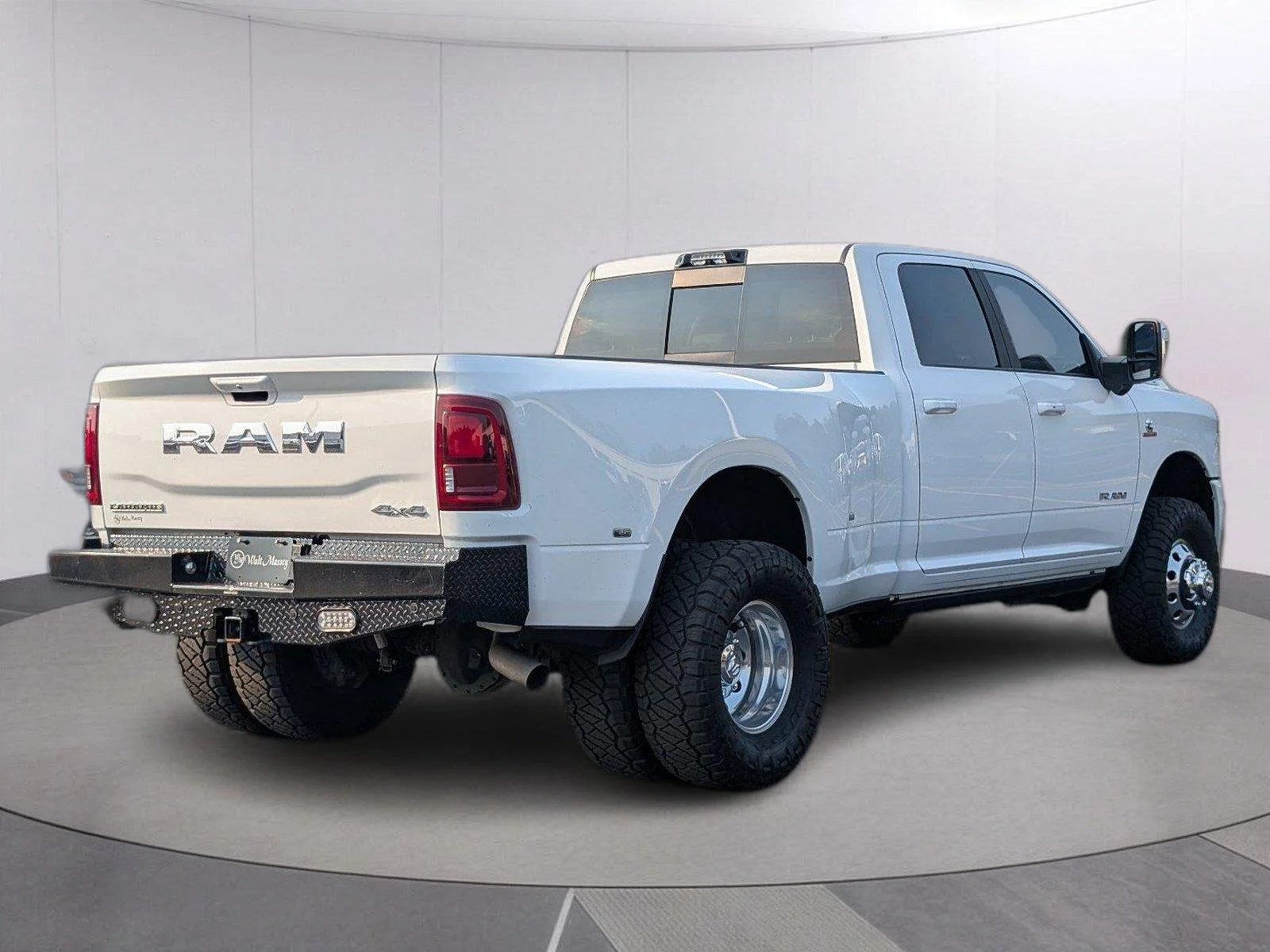Used 2025 Bright White Clearcoat Ram Laramie image 7
