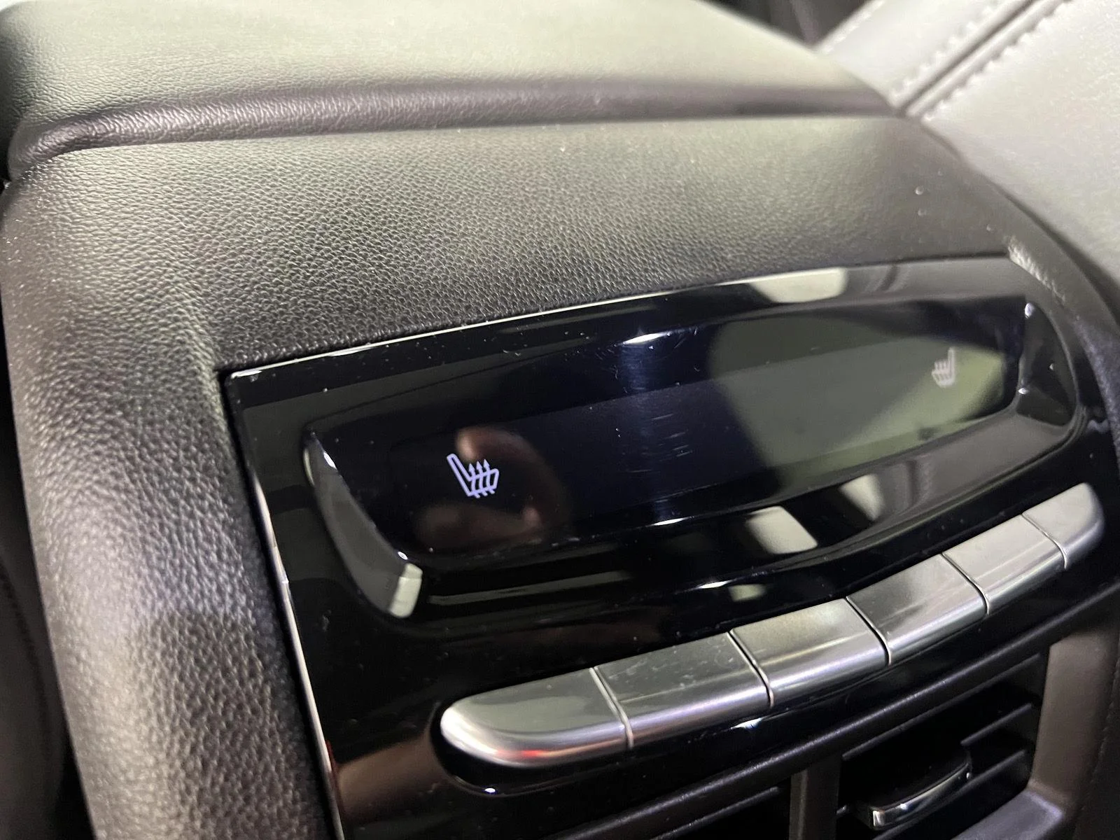 Used 2023 Crystal White Tricoat Cadillac AWD Sport image 19