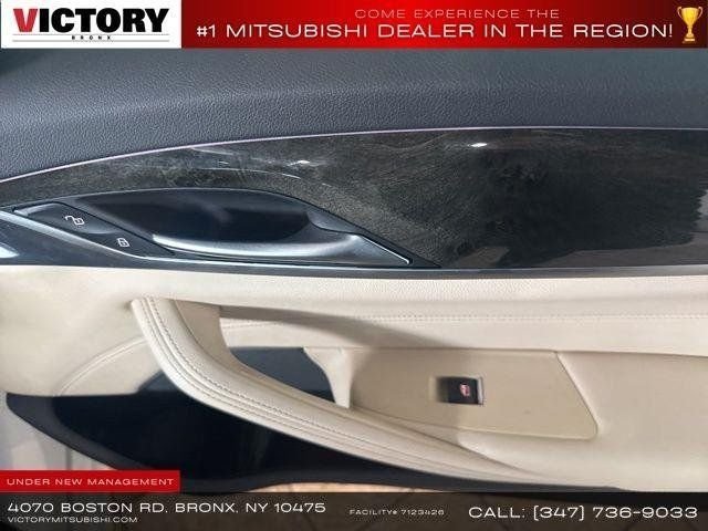 Used 2022 White BMW 530i image 14