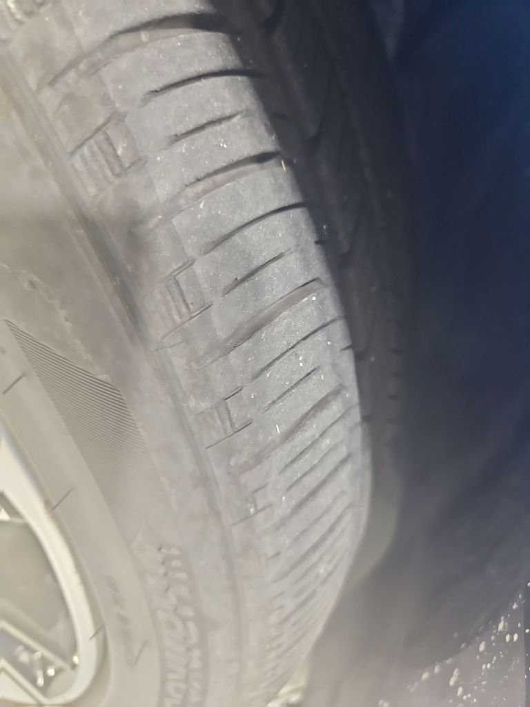 Certified Used 2025 Blue Nissan SR image 28