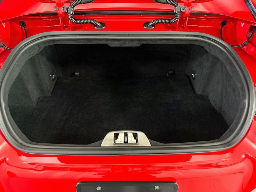 Used 2023  Ferrari Base image 30