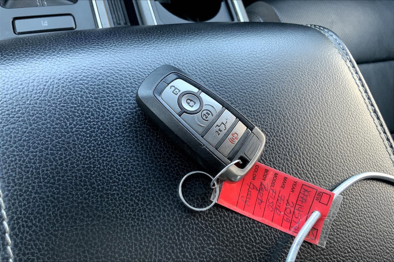 Used 2019 Magnetic Ford Raptor image 15